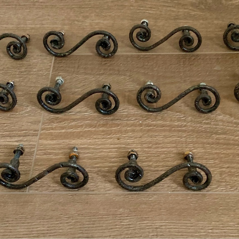 Metal  cabinet  pulls lot of 10